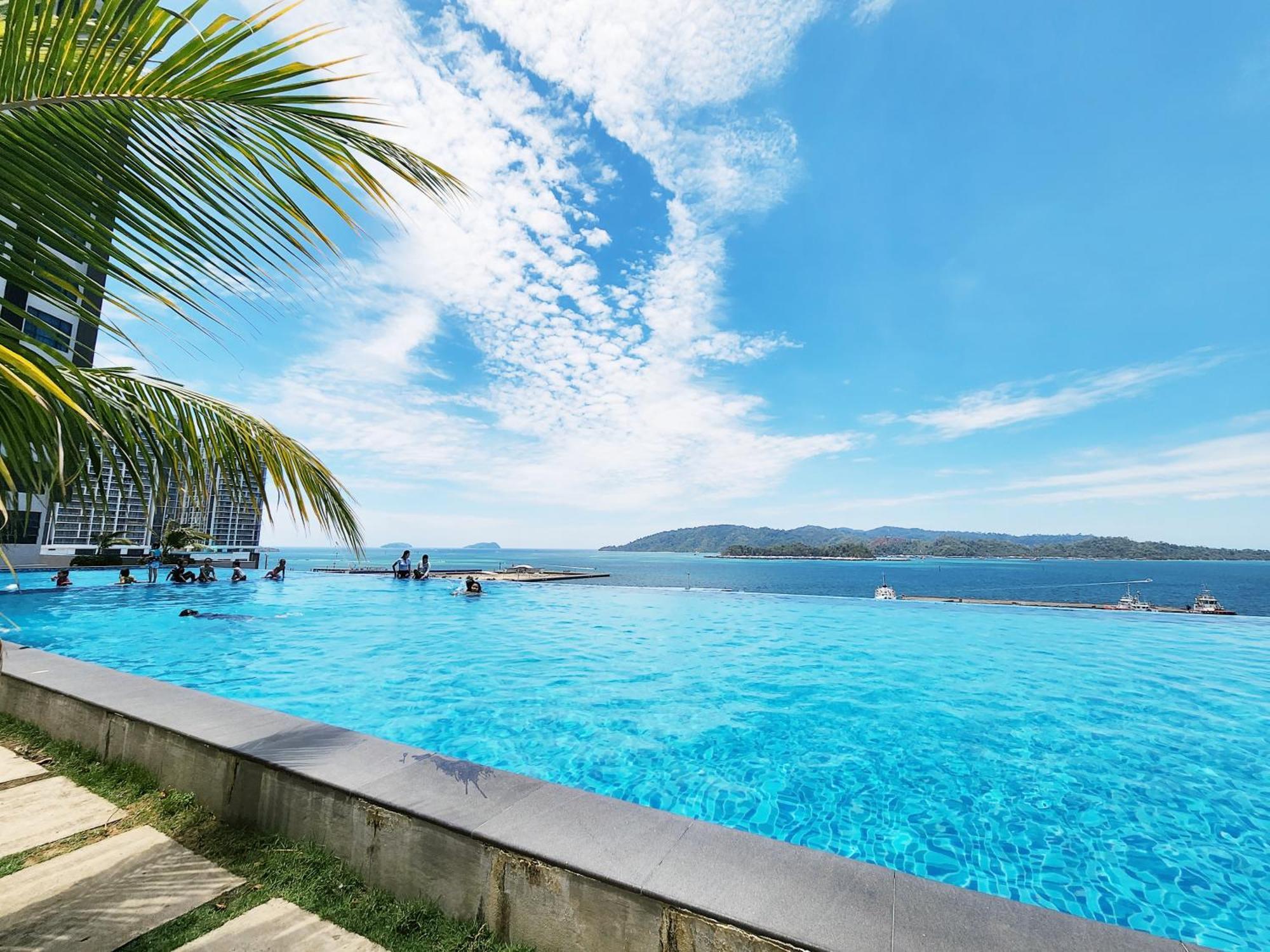 Jesselton Quay Kota Kinabalu City Centre By Lw Suites エクステリア 写真